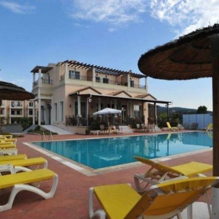 Thinalos Aparthotel Acharavi  Buitenkant foto