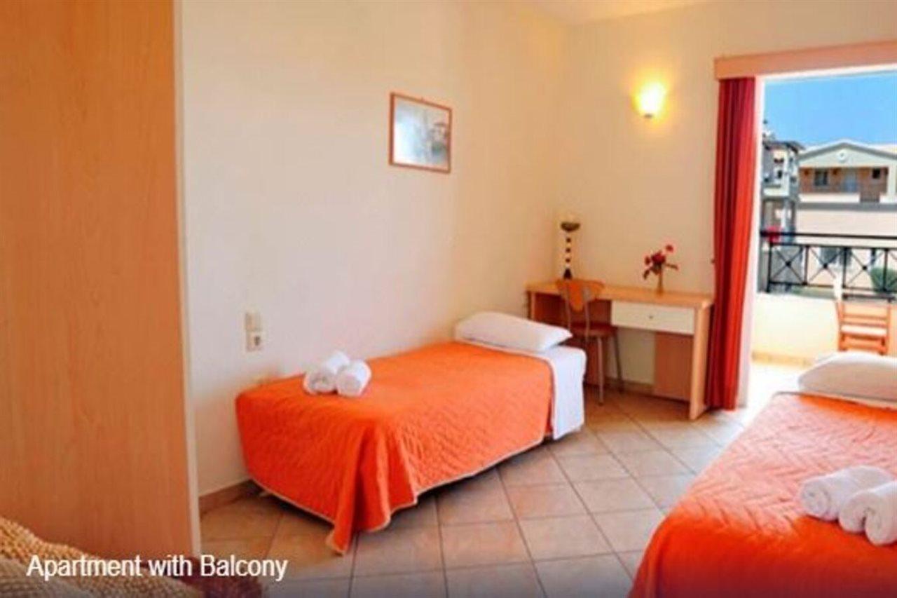 Thinalos Aparthotel Acharavi  Buitenkant foto