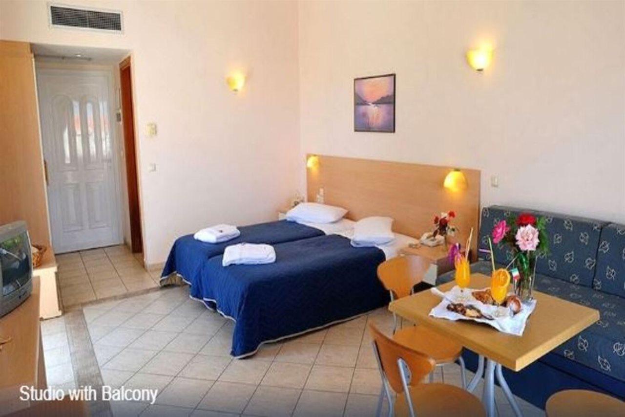 Thinalos Aparthotel Acharavi  Buitenkant foto