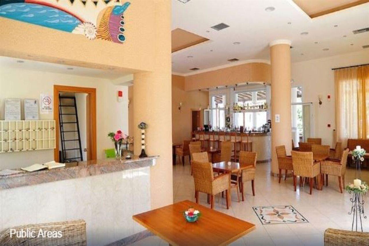 Thinalos Aparthotel Acharavi  Buitenkant foto