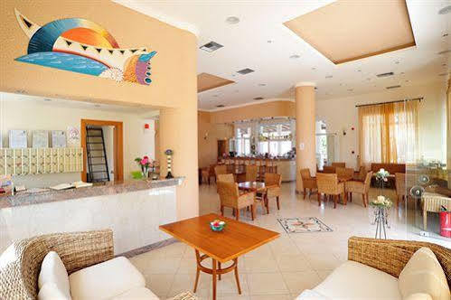 Thinalos Aparthotel Acharavi  Buitenkant foto